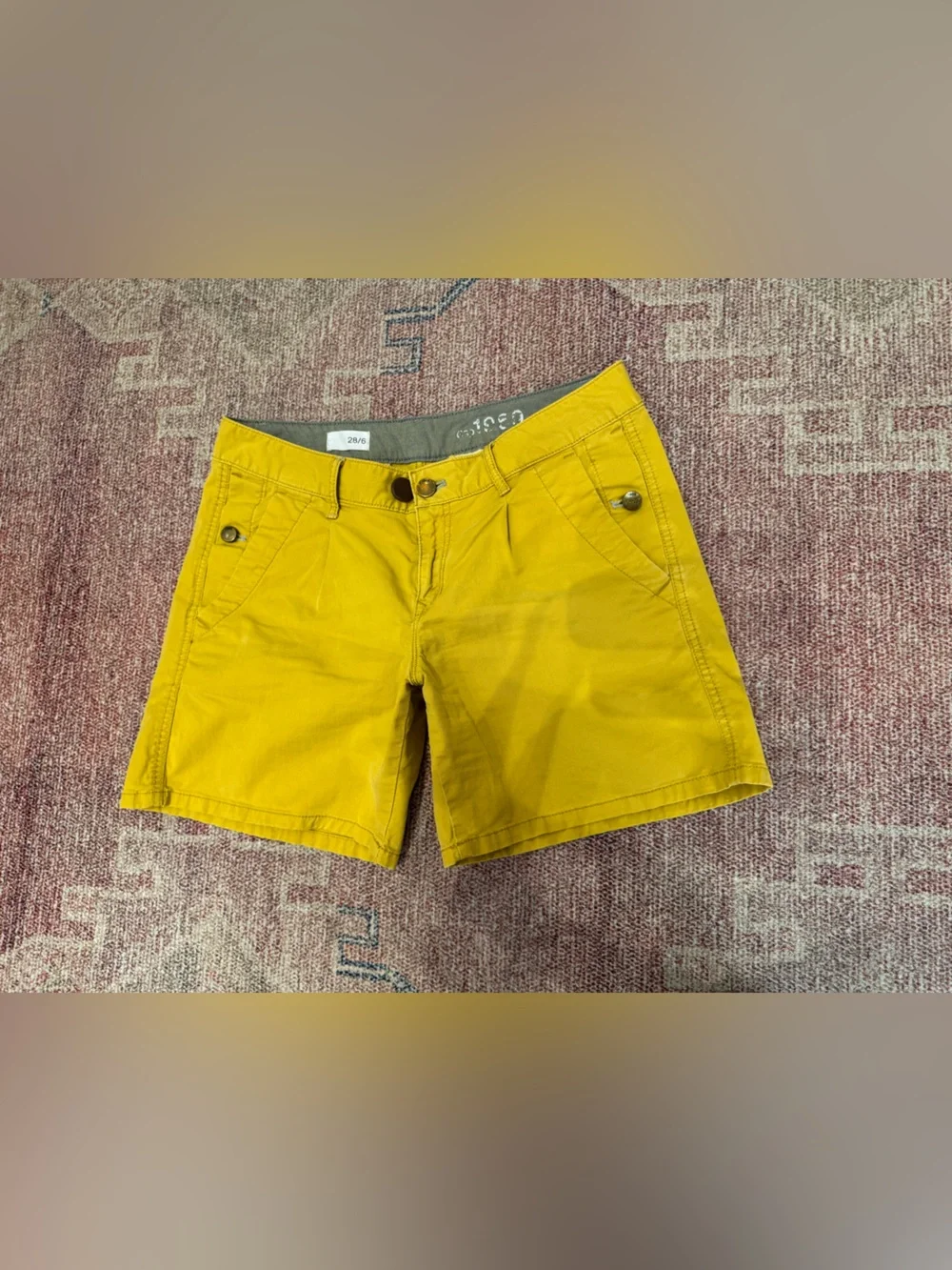 Gap low slung sulpha green/yellow soft chinos 6inch inseam size 6/28